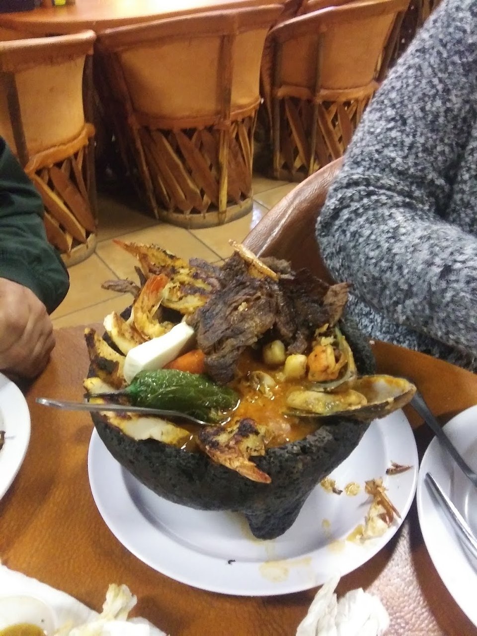 Un Molcajete de Mariscos